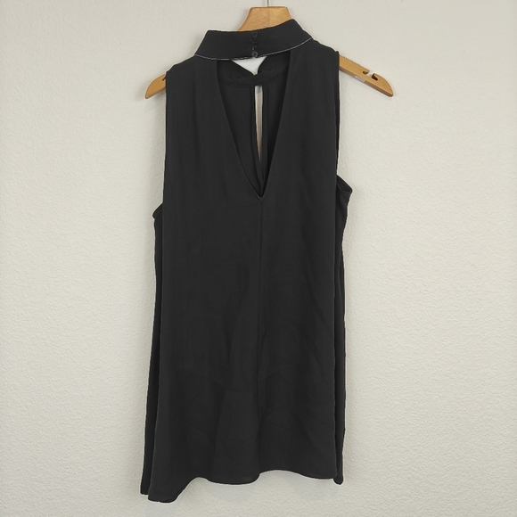 Lafayette 148 NY High Neck Sleeveless Silk Cutout Blouse Size M Women's - Picture 6 of 11